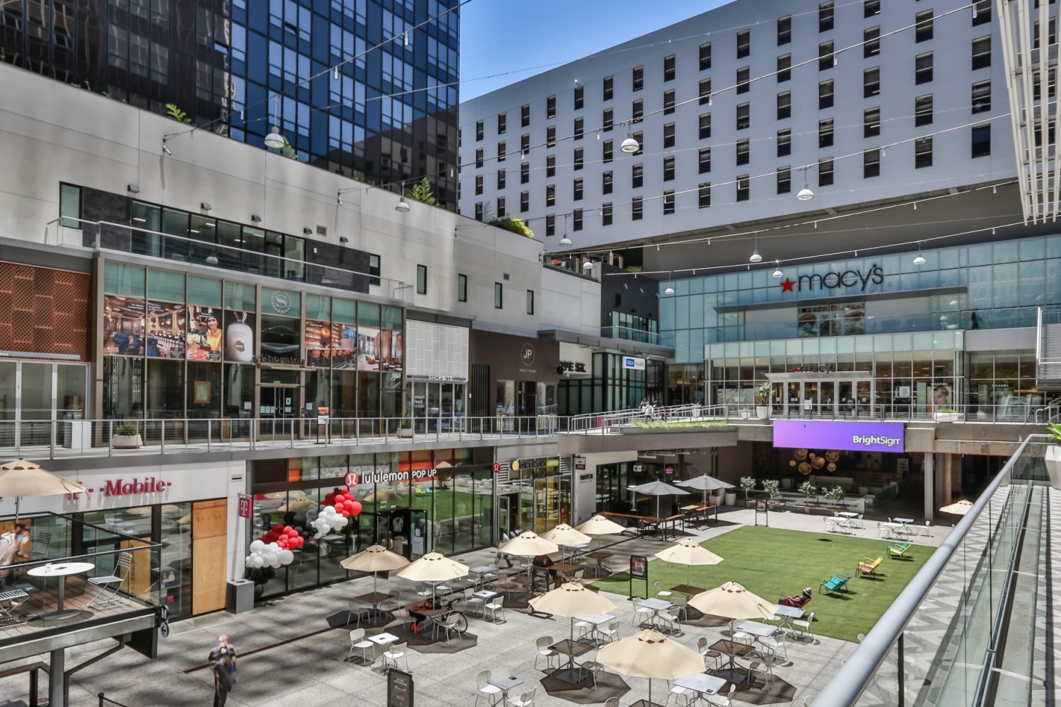 Shopping Center in Los Angeles, California